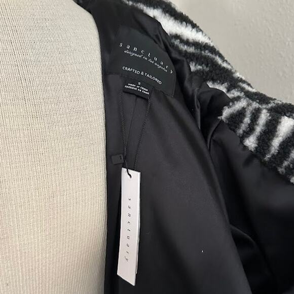 Sanctuary Abstract Moto Jacket Textured Tiger Teddy Fleece Black and White Small - Picture 8 of 8